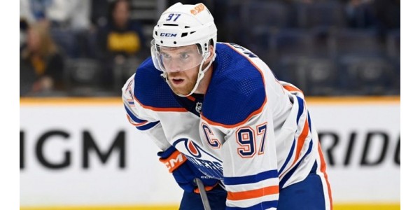 Connor McDavid ne veut pas que les médias parlent de la prolongation de contrat Connor McDavid ne veut pas que les médias parlent de la prolongation de contrat